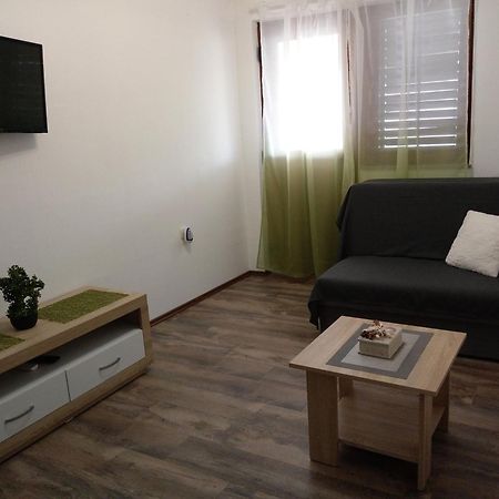 Ulica Zitna Xxvii Br.12 Apartman Ljevar Apartment Vir Luaran gambar