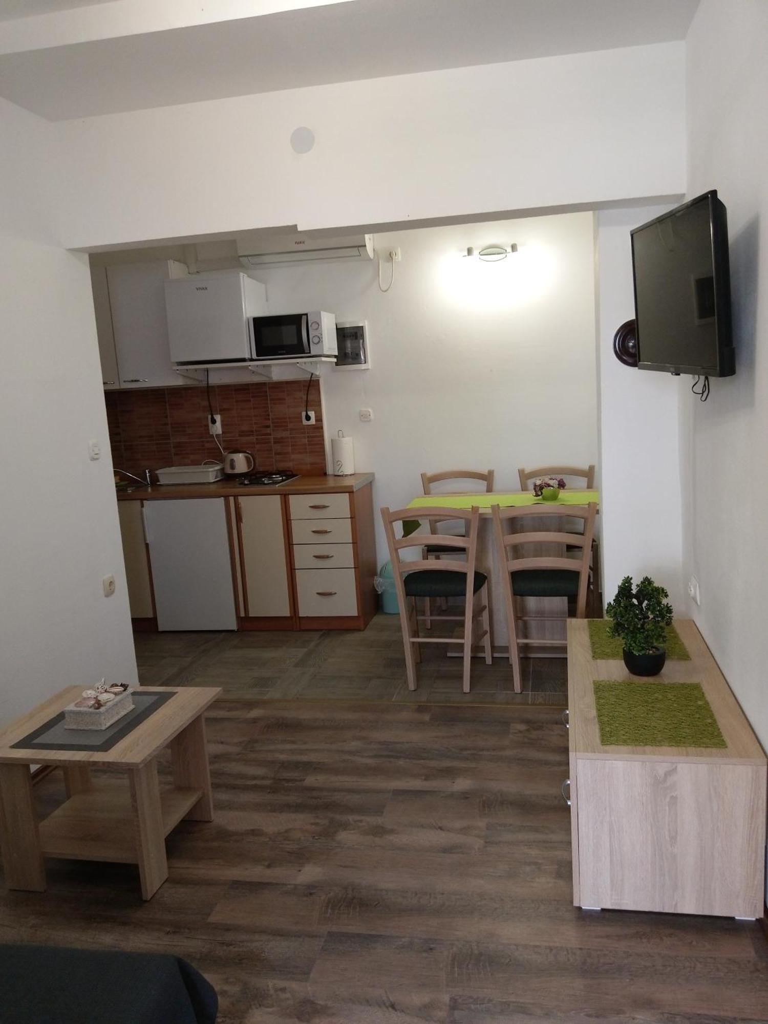 Ulica Zitna Xxvii Br.12 Apartman Ljevar Apartment Vir Luaran gambar
